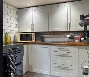 Horsham Casa | Bishopric Cottage 2 Bedroom Cottage In Horsham Built In 1667