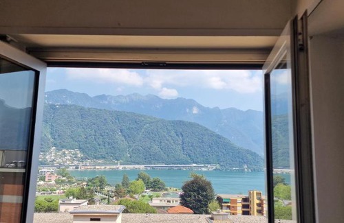 Melide Apartamento | Bissone Room