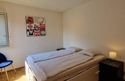 Melide Apartamento | Bissone Room
