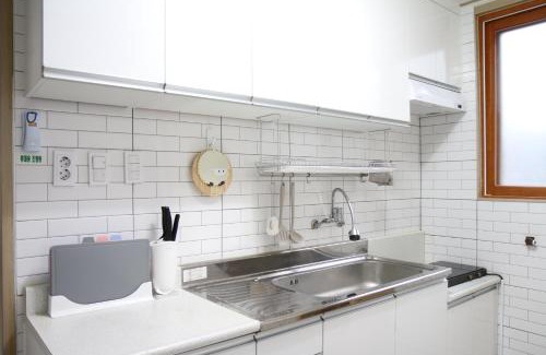 Paldal-gu Apartamento | Bitdamjip Near Hwaseong Fortress and Suwon Station