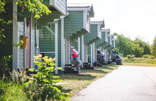 Vimmerby Alquiler De RV | Björkbackens Stugby - Campground