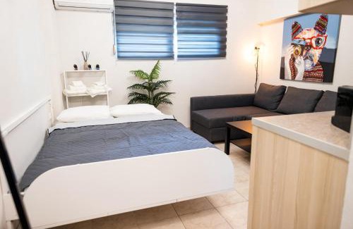 Nea Khili Apartamento | BK Apartment Semi-Basement