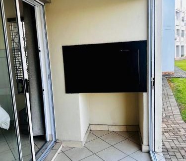 Pretoria Apartamento | BKM Lake View Retreat at Leisure Bay Estate