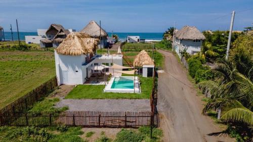 El Paredon Casa | Blü wave