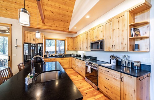 Black Butte Ranch Casa | Black Butte Ranch Glaze Meadow 141