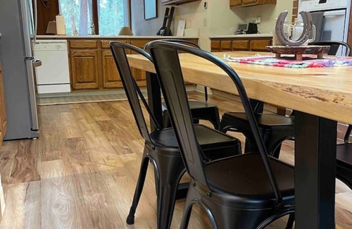 Black Butte Ranch Casa | Black Butte Ranch "Trip House" On the Golf Course