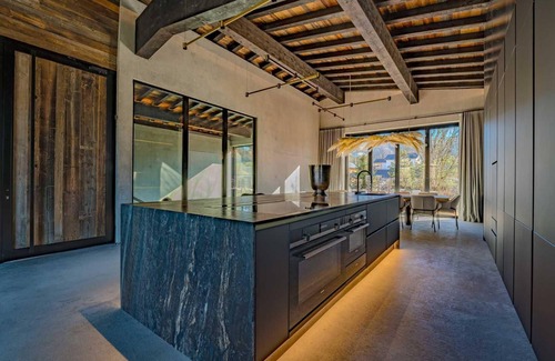 Foncine-le-Haut Chalet De Esquí | Black Chalet : Hébergement de Luxe Pour 14 Personnes