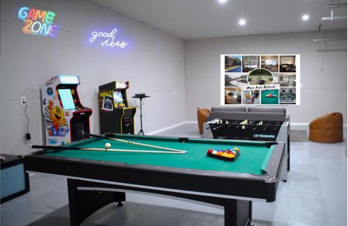 Town of Conesville Casa | Black Creek Lodge - Hot Tub, Game Room, Fire Pit