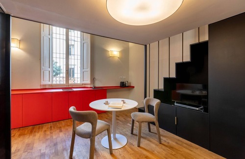 Oltrarno Apartamento | Black Cube a Design-Led Loft