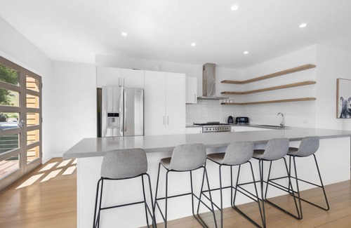 Merrijig Casa | Black Diamond - Merrijig - Sleeps 14