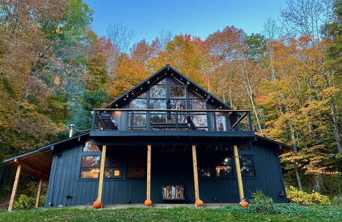 Plymouth Chalet De Esquí | Black Dog Lodge - Ski Chalet centered between Okemo and Killington Mt.