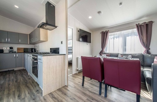 Lincoln Cabaña | Black Edition Lodge - Unit 33 - a lodge that sleeps 8 guests in 3 bedrooms