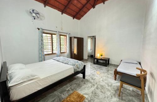 Sangameswarpet Casa | Black Hill Homestay Hededalu