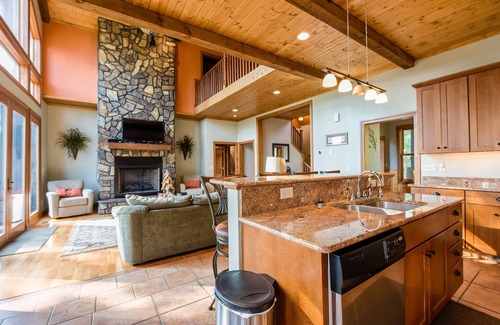 Deadwood Cabina | Black Hills Paradise 5BR Amplia casa de vacaciones cerca de Deadwood