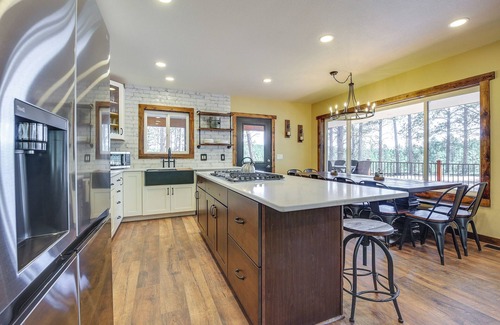 Newcastle Casa | Black Hills Vacation Lodge: New Home! Just Opened!