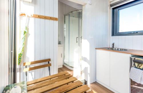 Waitoki Casa | Black Horse Cabin 2 by Tiny Away