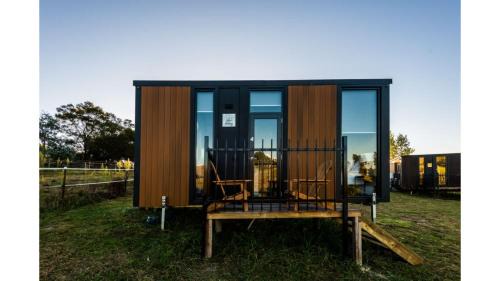 Waitoki Casa | Black Horse Cabin 4 by Tiny Away
