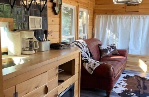 Woodridge Cabina | Black Marsh Mellow Tiny Home
