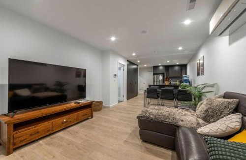 Coombs Apartamento | Black Mountain Views In Coombs ACT