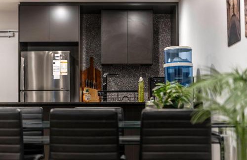 Coombs Apartamento | Black Mountain Views In Coombs ACT
