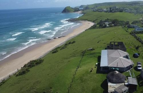 Mgxotyeni Apartamento | BLACK ROCK ACCOMMODATION