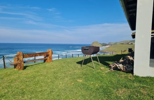 Mgxotyeni Apartamento | BLACK ROCK ACCOMMODATION
