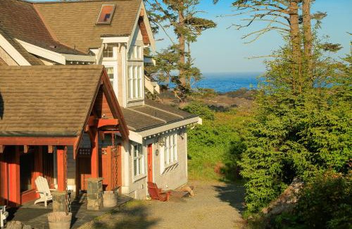 Ucluelet Casa | Black Rock Beach House