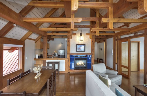 Ucluelet Casa | Black Rock Landing