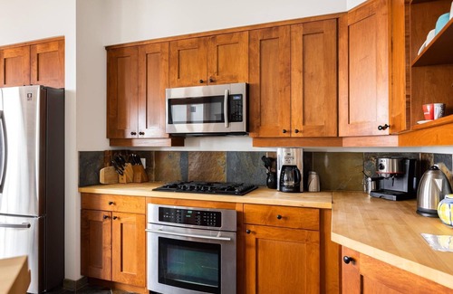 Ucluelet Casa | Black Rock Ridge