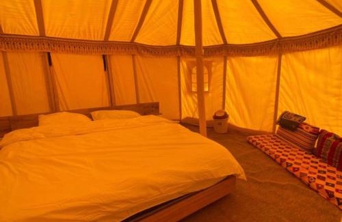 Bidiya Otro | Black Sand Camp
