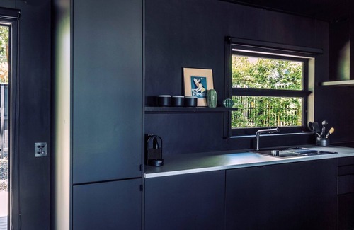 Hyams Beach Casa | Black Shack on Hyams Beach
