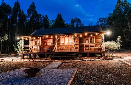 Budgee Budgee Casa | Black Springs - A Romantic Bushland Escape