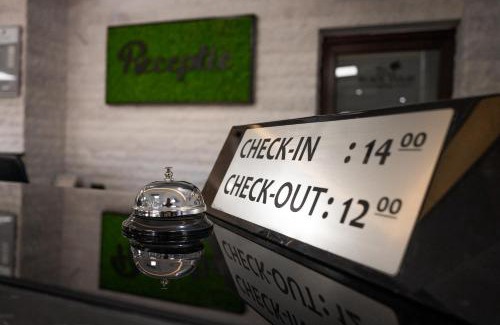 Dej Hotel | Black Tulip Hotel