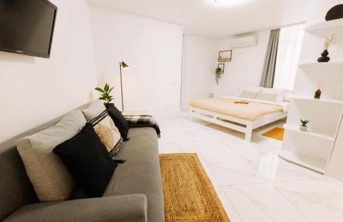 Ternopil Apartamento | Black&White Нова стильна квартира на Київській