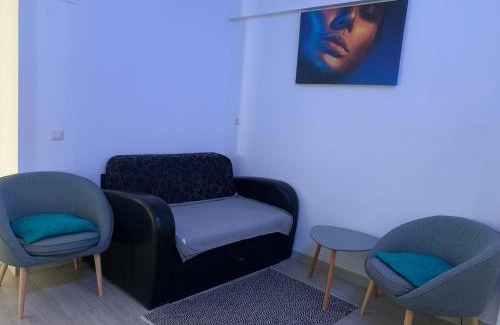 Craiova Apartamento | Black&White Suites