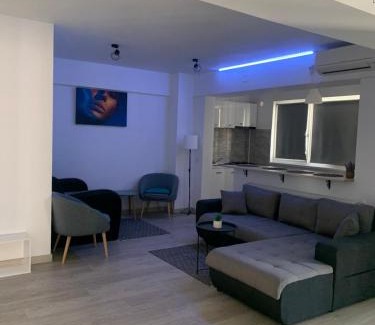 Craiova Apartamento | Black&White Suites