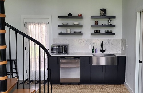 Waco Apartamento | Black Willow Place, a modern country hideaway