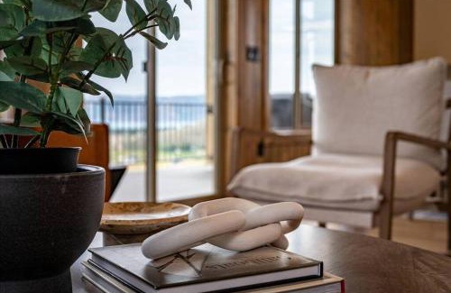 Sweetwater Casa | BlackBeary Cabin on Bear Lake with Private Hot Tub