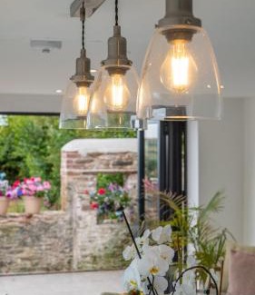 Malborough Casa | Blackberry Cottage - Newly renovated cosy cottage
