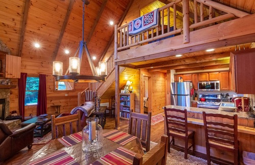 Sylva Cabina | Blackberry Ridge – A North Carolina Dream Vacation Spot – Very Secluded!
