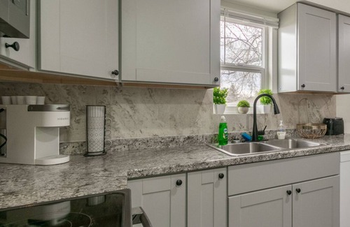 Great Falls Casa | Blackbird House - Extended Stay