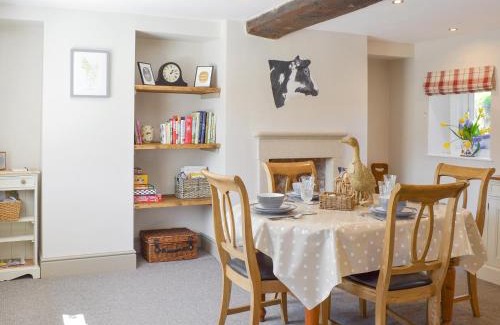 Beeley Casa | Blackcurrant Cottage At Stanton Ford Farm