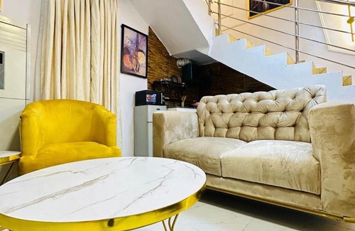 Ajah Apartamento | BlackDiamondVest Apartment and Suites