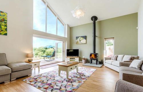 Cullompton Casa | Blackdown Views - New 6 Bedroom Eco House