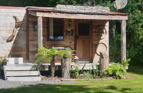 Waimiha Cabina | Blackfern Lodge