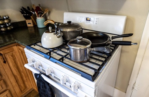 Moroni Casa | Blackham Homestead:10mi to Maple Canyon+ RV🅿️+kitchen+wash+dry+bbq +pets