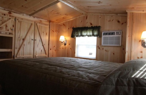 Milton Complejo | Blackhawk RV Campground Loft Cabin 11