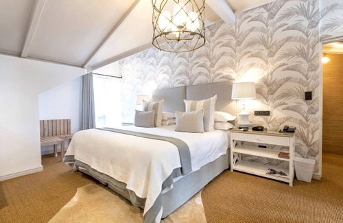 Three Anchor Bay Casa | Blackheath Lodge