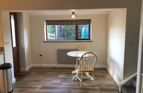 Birdlip Cabina | Blacklaines Annexe