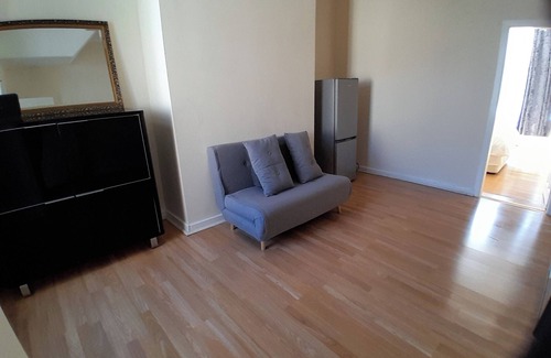 South Shore Apartamento | Blackpool - 1-bed Apartment - Sleeps 3 - Pets Allowed Smoking There is a Small Garden